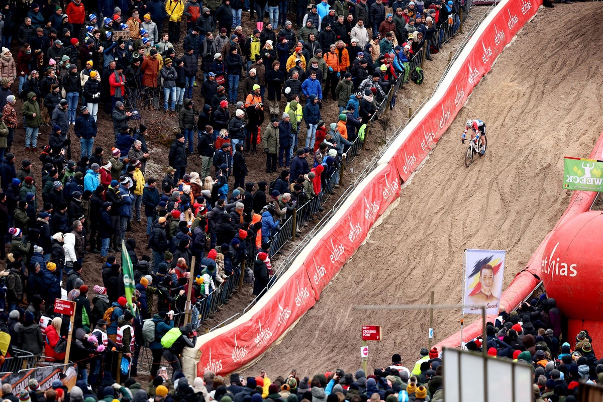 Puck Pieterse Queen of Sand at Zonhoven World Cup, Brand Crashes Out