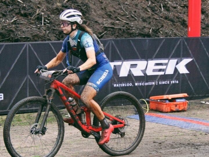 Meet Danielle Ravnikar, the NFL Cheerleader Turned Gravel Racer