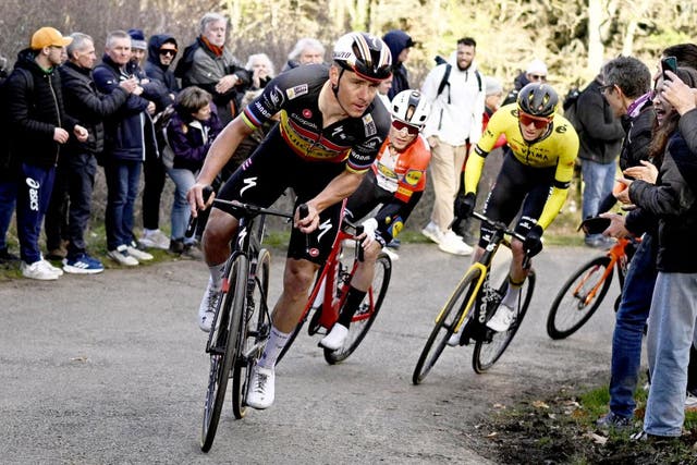 Remco Evenepoel Calls Out UAE Tactics, Luke Plapp Powers into Yellow at Paris-Nice