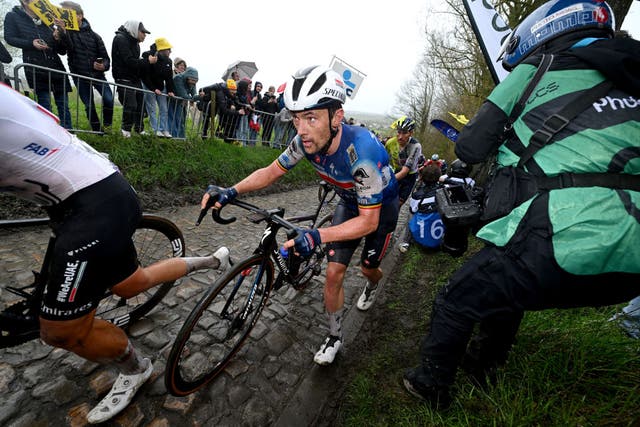 Koppenberg Chaos Grinds Tour of Flanders to a Standstill: 'It Felt Like We Were Doing Cyclocross'