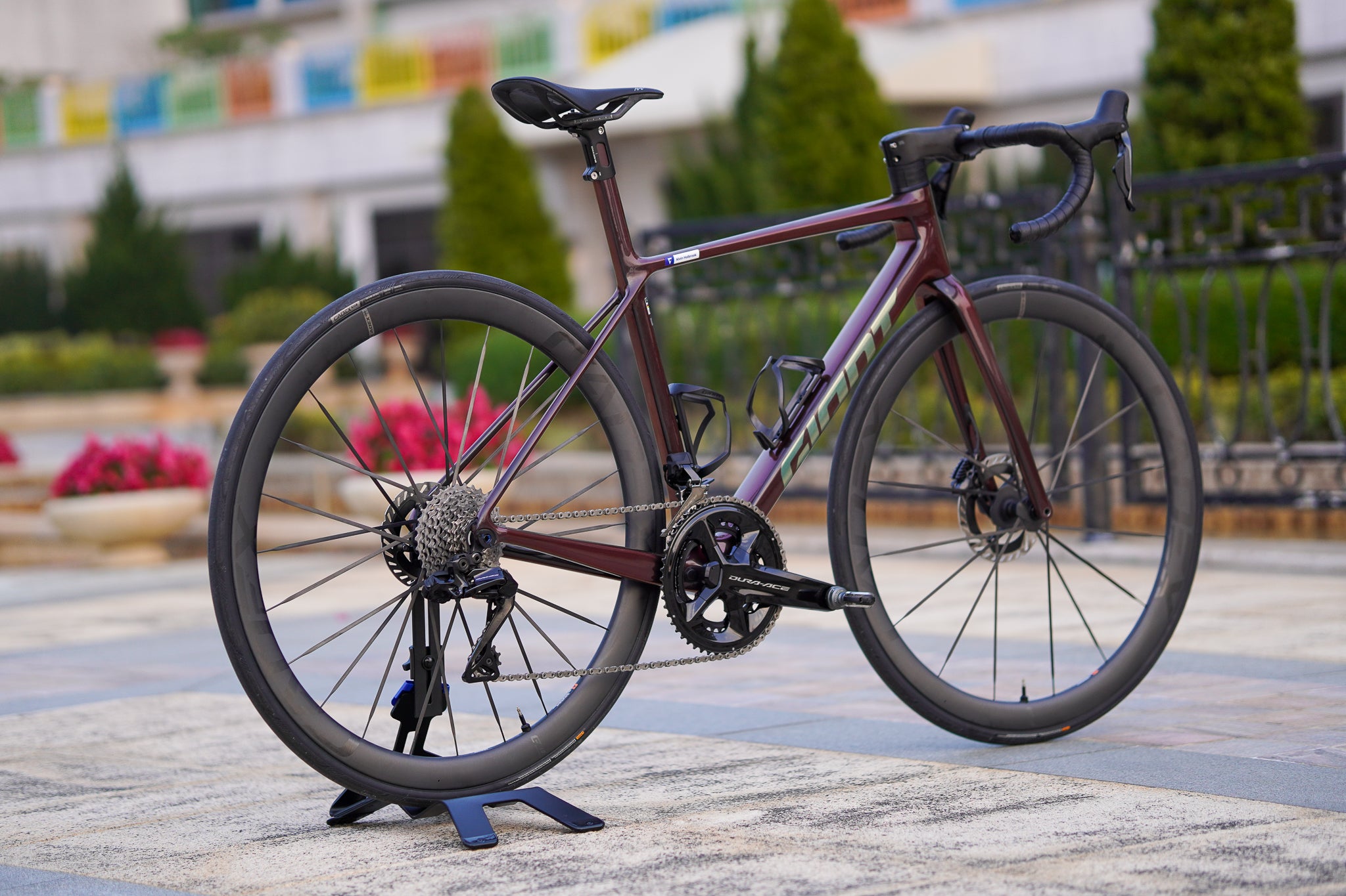 First Ride: The New Giant TCR Advanced SL Is a Love Letter to
