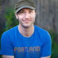 Portrait of tech writer Josh Ross outside in Portland Oregon