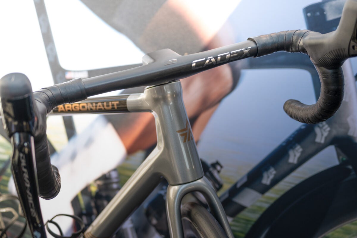 Cadex Race Integrated Road Carbon Handlebars (Black) (110mm