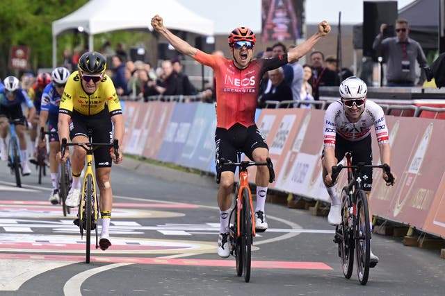 Tom Pidcock Grabs Dramatic Amstel Gold Race in Four-Man Sprint