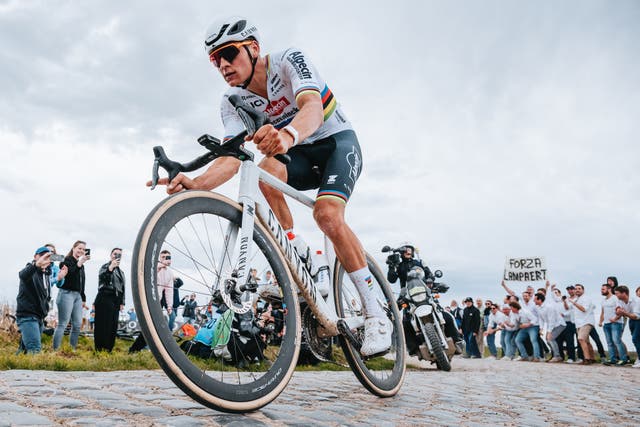 Paris-Roubaix Rewind: Cool Kopecky, Magnificent Mathieu, and Jury Drops Hammer on Tarling, Van Dijke