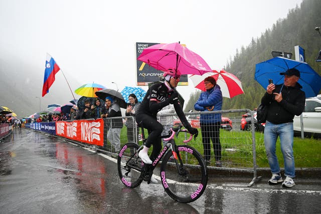Polemica at the Giro d'Italia: Rider Protests, Foul Weather Force Removal of Umbrail Pass from Stage 16