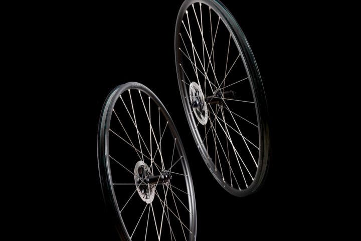 First Look: Hunt Sustain Phase One Wheels Use Recycled Carbon Fiber and ...