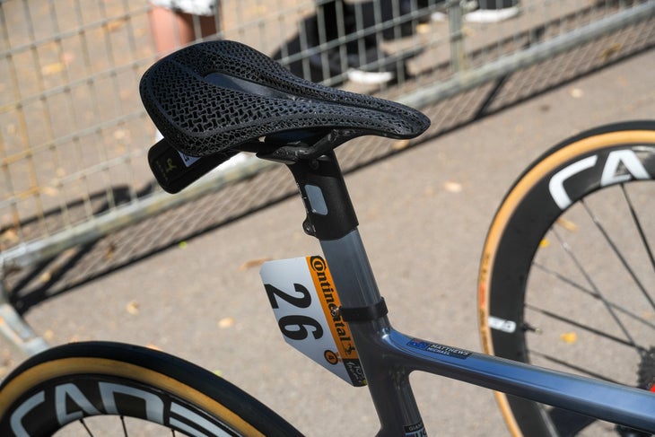 selle cadex 3d inédite tour de france 2024-2