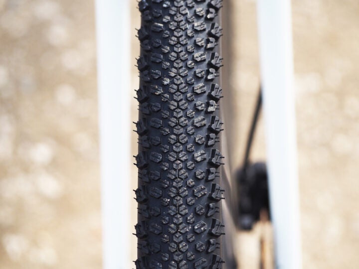 First Look: Vittoria's Self-Expanding Gravel AirLiner Insert & Terreno ...