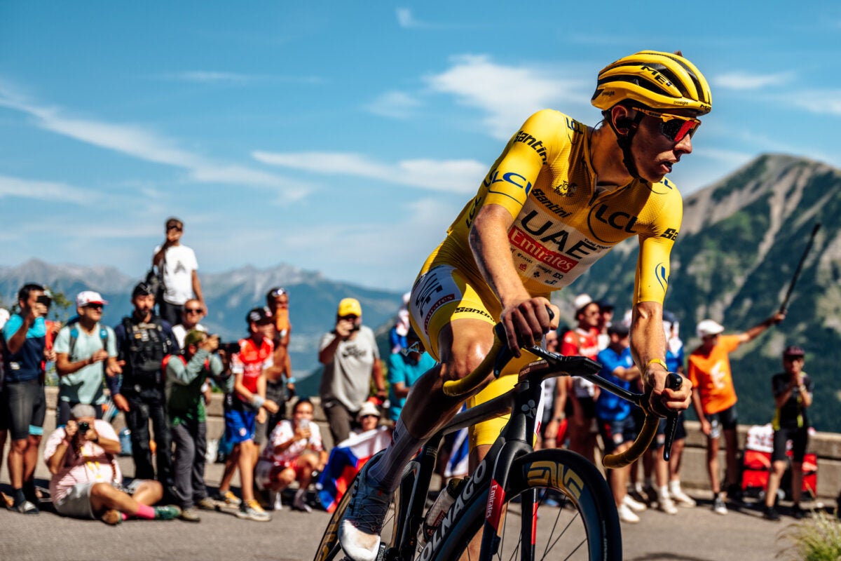 Pogačar Twists Knife into Vingegaard in Tour de France Tussle