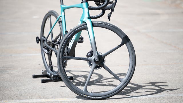 Review: Black Inc Five Wheelset – More Than Meets the Eye