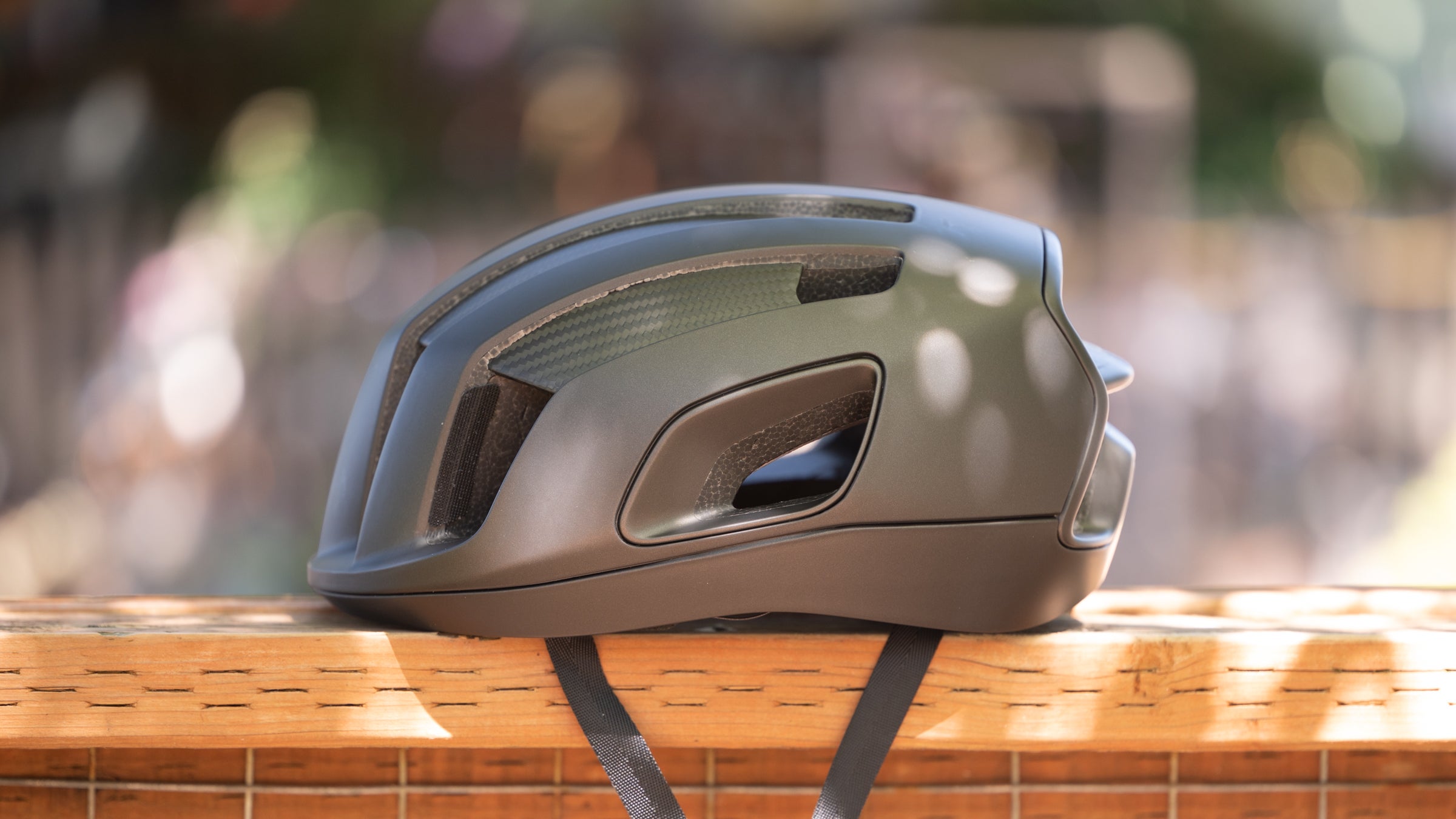Review: POC Cytal Carbon Helmet Integrates a Handmade Carbon Wing 