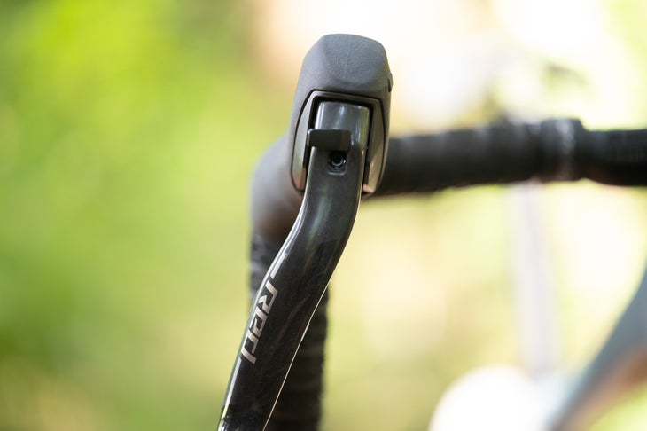 SRAM RED AXS controls