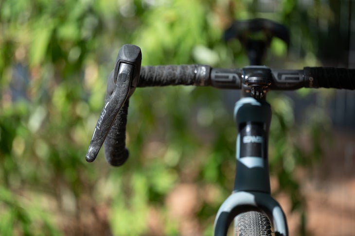 SRAM RED XPLR AXS controls