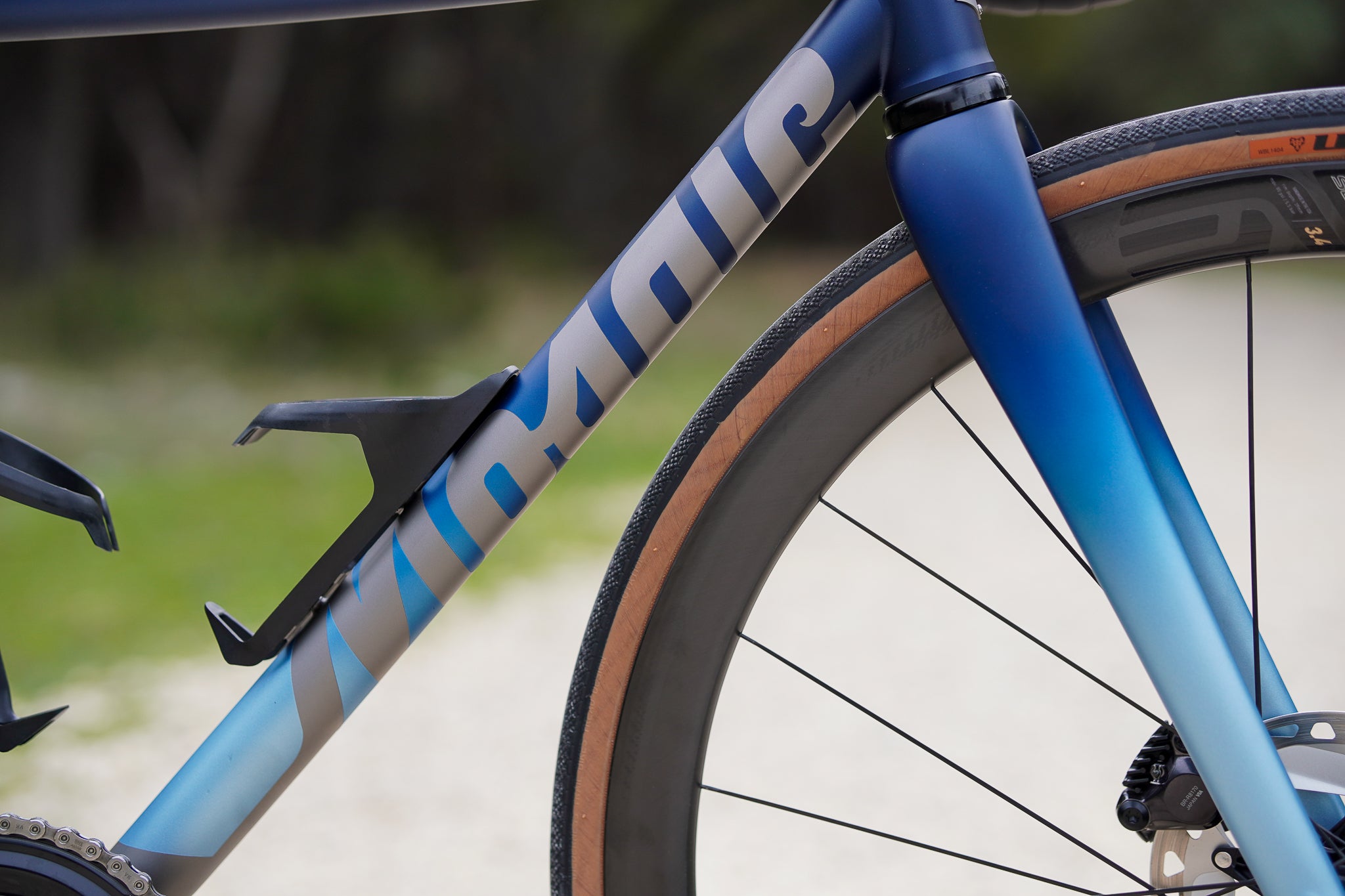 Review: The Mosaic RT1 ITR Road Bike Begs You To Meet Your Heroes