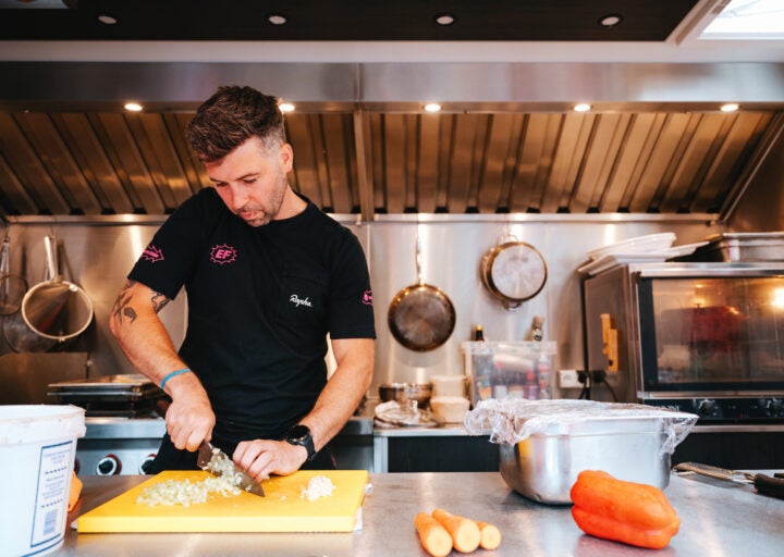 Tour de France teams have their own chefs and foo trucks.