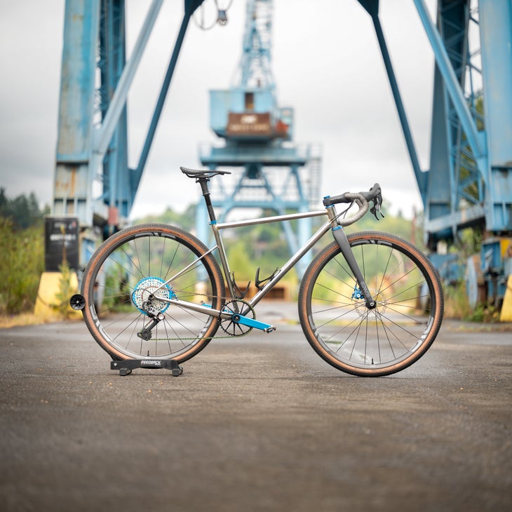 thesis gravel bike