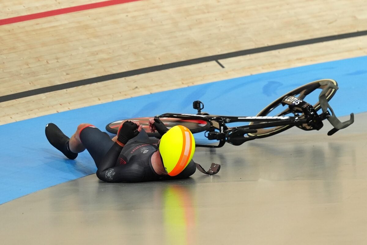 Nederlandse renners DQ'd van Olympic Madison na controversiële crash