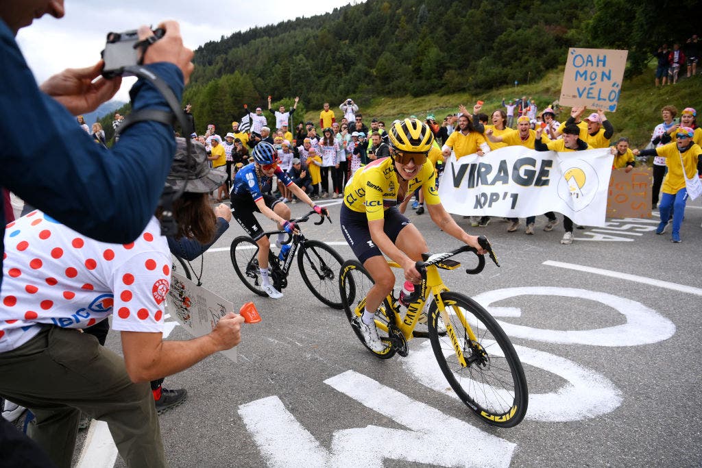 Ensemble cuissard vélo et maillot Vert Tour de France 2018 Skoda Ensemble cuissard vélo et maillot Vert Tour de France 2018 Skoda
