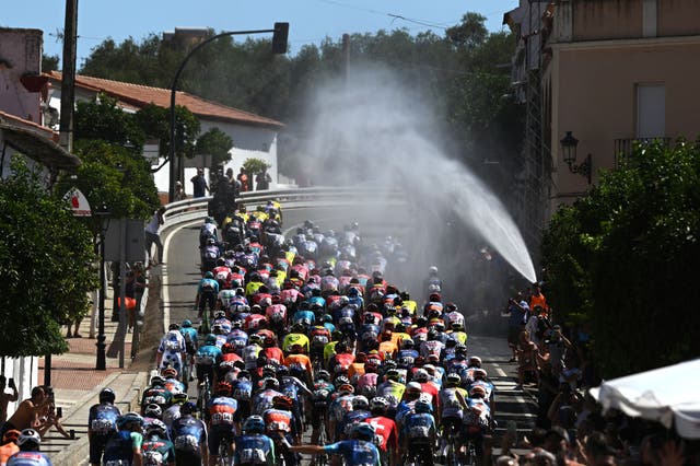 Furnace-like Heat Pushing Riders to Breaking Point at Vuelta a España: 'We've Passed the Limits'