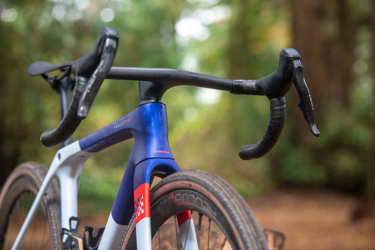 Trek Checkmate Review