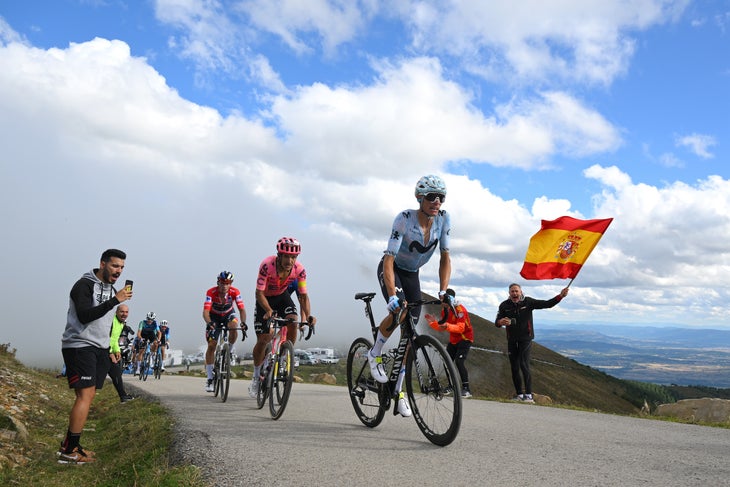 Roglič Survives Final Climbs after Red Bull Teammates Abandon 2 PICON BLANCO - BURGOS, SPAIN - SEPTEMBER 07: (L-R) Primoz Roglic of Slovenia and Team Red Bull Bora - hansgrohe - Red Leader Jersey, Richard Carapaz of Ecuador and Team EF Education - EasyPost and Enric Mas of Spain and Team Movistar compete while fans cheer during the La Vuelta - 79th Tour of Spain 2024, Stage 20 a 172km stage from Villarcayo to Picon Blanco 1491m / #UCIWT / on September 07, 2024 in Picon Blanco - Burgos, Spain. (Photo by Tim de Waele/Getty Images)
