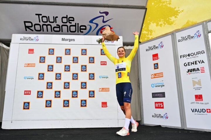 Kopecky Vanquishes Vollering, Williams Wallops in Worlds Tune Up 2 Lotte Kopecky