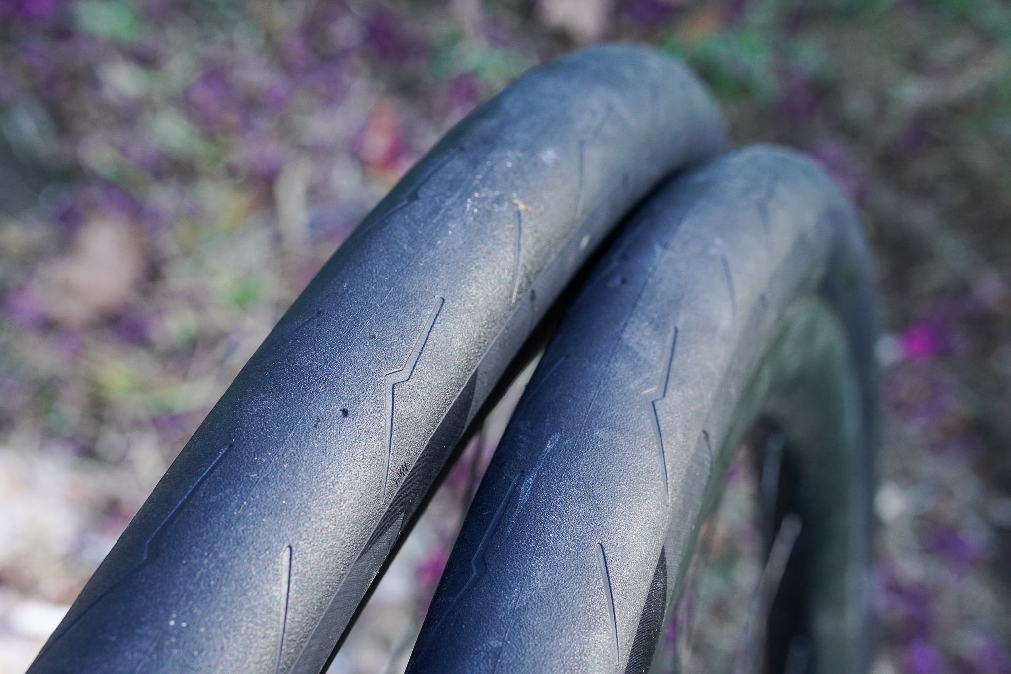 Pirelli P Zero Race TLR 40 mm tire first ride review-08