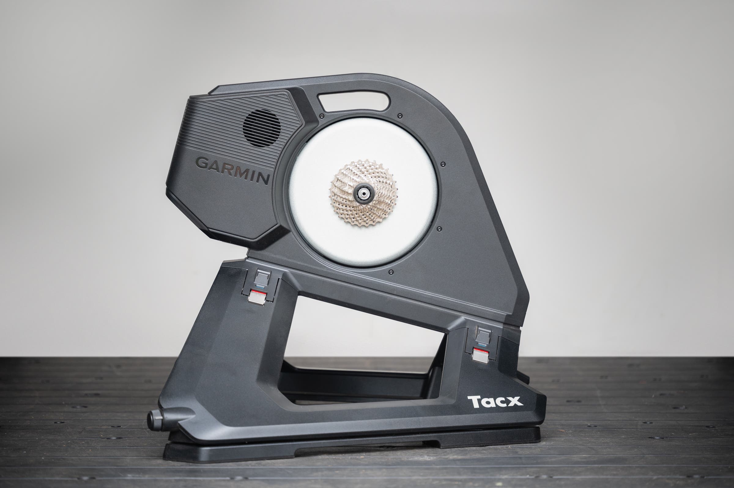 Best smart trainer with movement - Garmin Tacx NEO 3M