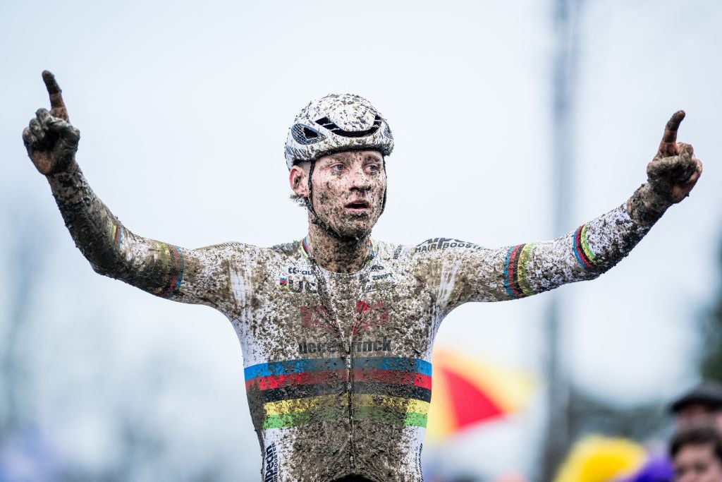 'Cross Is Coming, but When? Van der Poel, Vos, Van Aert Thread Needle between Multi-Discipline Ambition