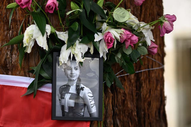 Cyclist in Fatal Worlds Crash Lay Undiscovered for 82 Minutes, Report Finds