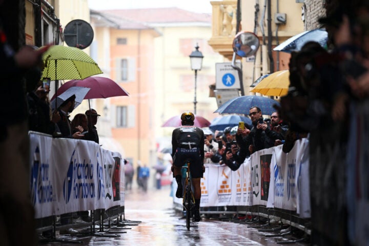 Evenepoel calls for return of race radio: 'It should be allowed' 4 Evenepoel