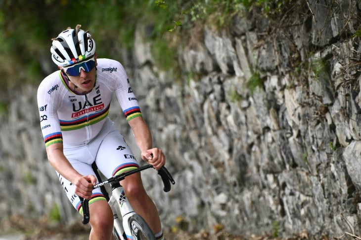 Pogačar Soloes to Win at Il Lombardia to Cap Near-Perfect Season 4 Pogačar