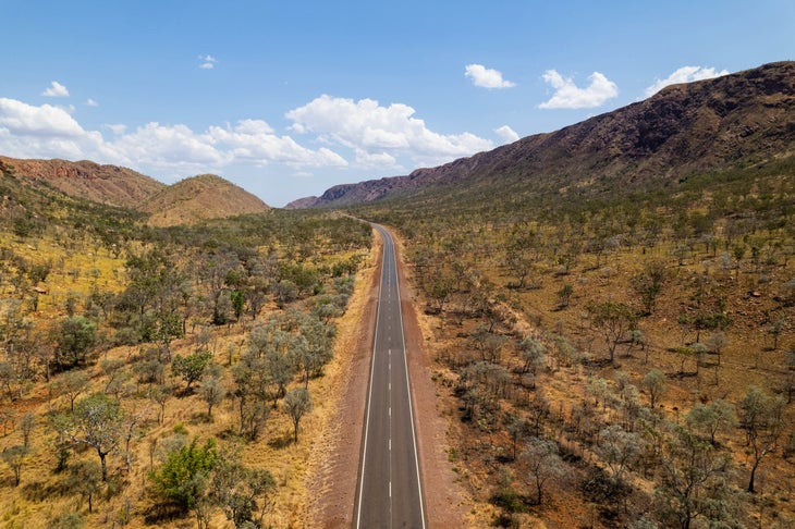 Lachlan Morton experienced stunning scenery during his record-breaking Around Australia ride. (photo by Karter Machen, Instagram: @kartermachen)