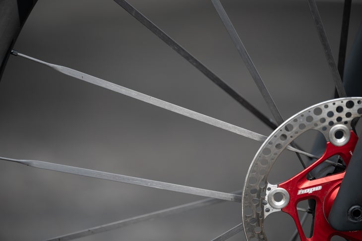 Cadex carbon spokes