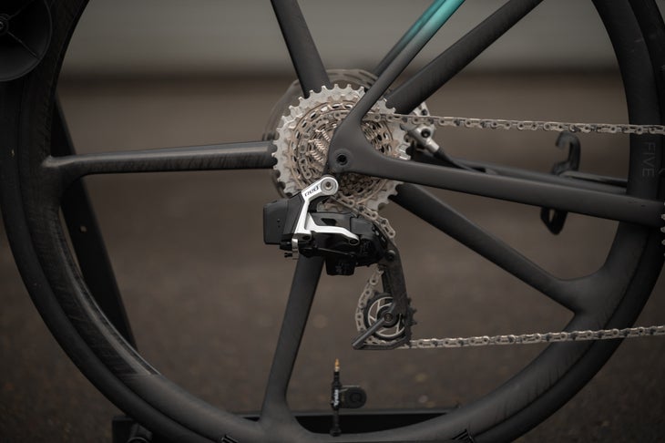 Struggle of the Perfect: SRAM Crimson AXS Vs Shimano Dura-Ace Lengthy Time period Take a look at