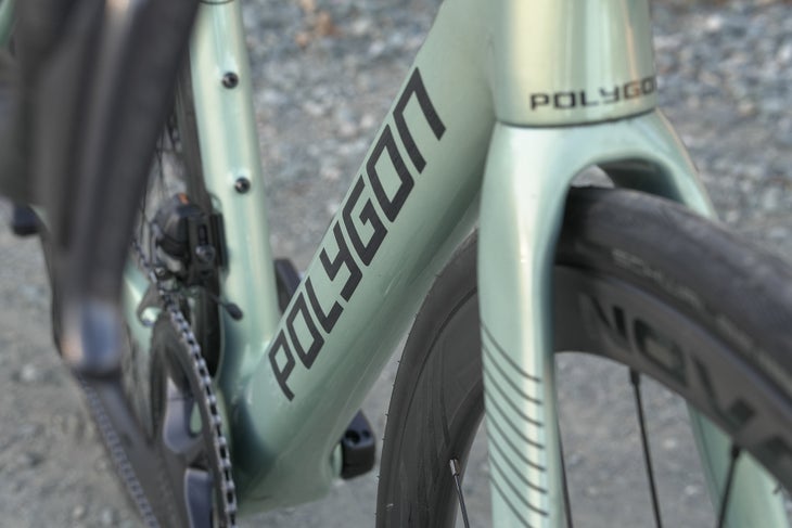 polygon strattos s8x road bike review-15