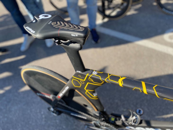 Wout Van Aert Cervélo P5 durante il training camp del Team Visma-Lease a Bike