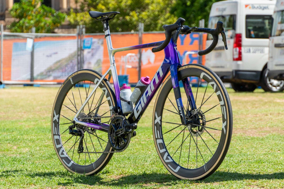 https://velo-cdn.outsideonline.com/wp-content/uploads/2025/01/Jayco-AlUla-Giant-propel-Tour-Down-Under-2025-00165.jpg?width=1200