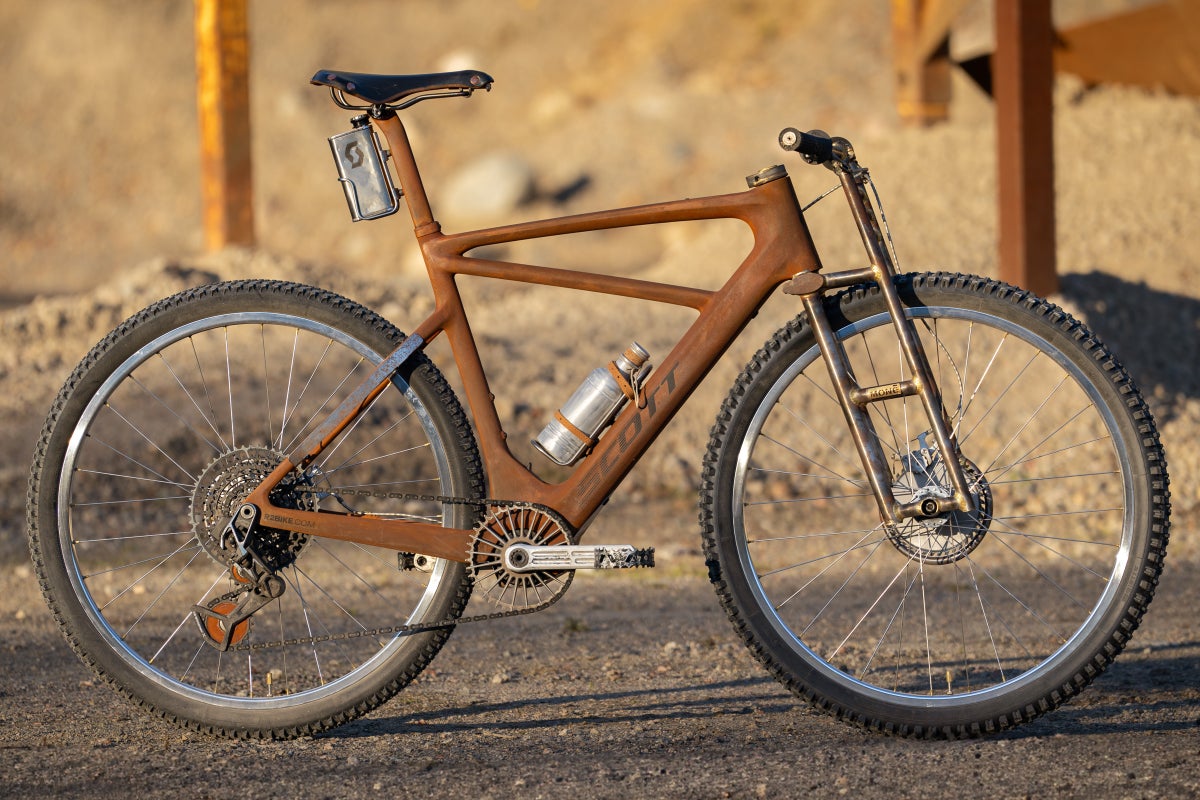 A Closer Look at Dangerholm's Scott Solace Wasteland eRIDE Gravel Bike