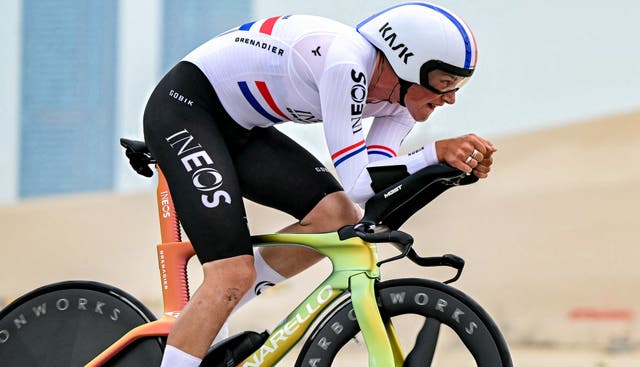 Josh Tarling Powers Past Bissegger, Pogačar to Win Time Trial at UAE Tour