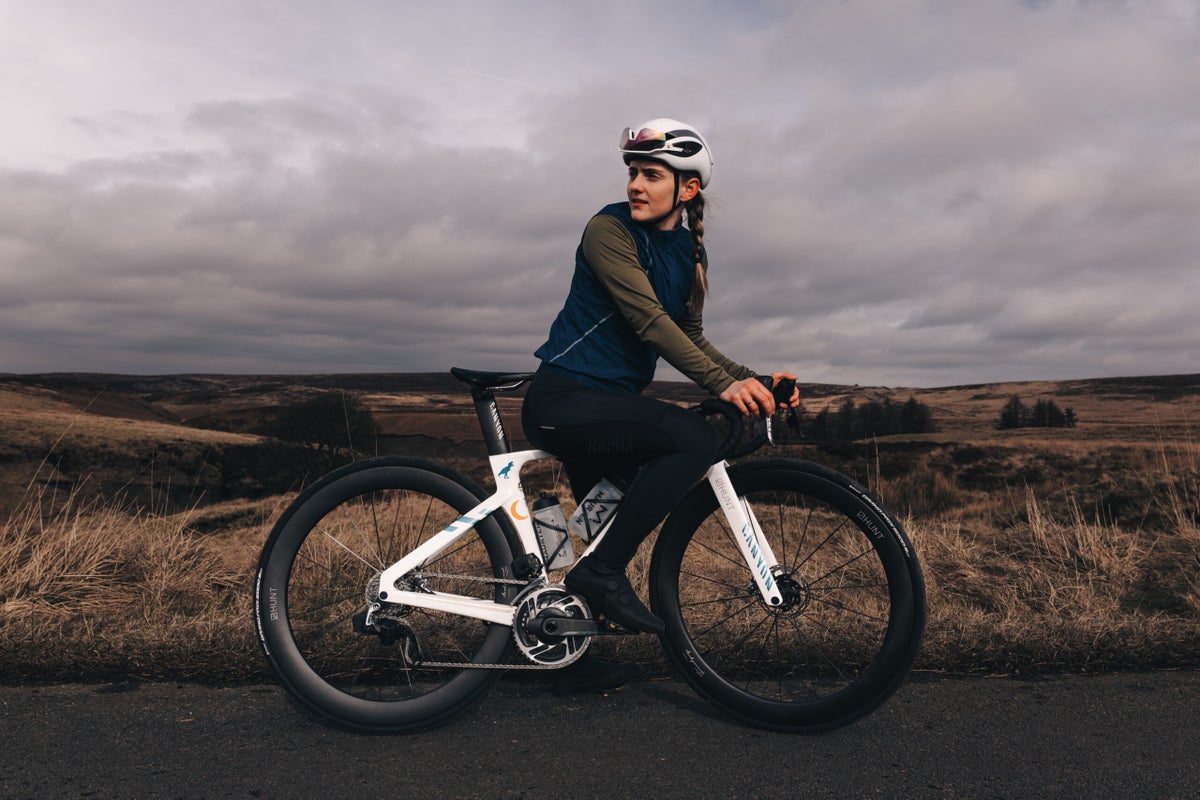 Hunt Says Its New Aerodynamicist Wheels Are Lighter, Faster, Smarter, and No Less Expensive