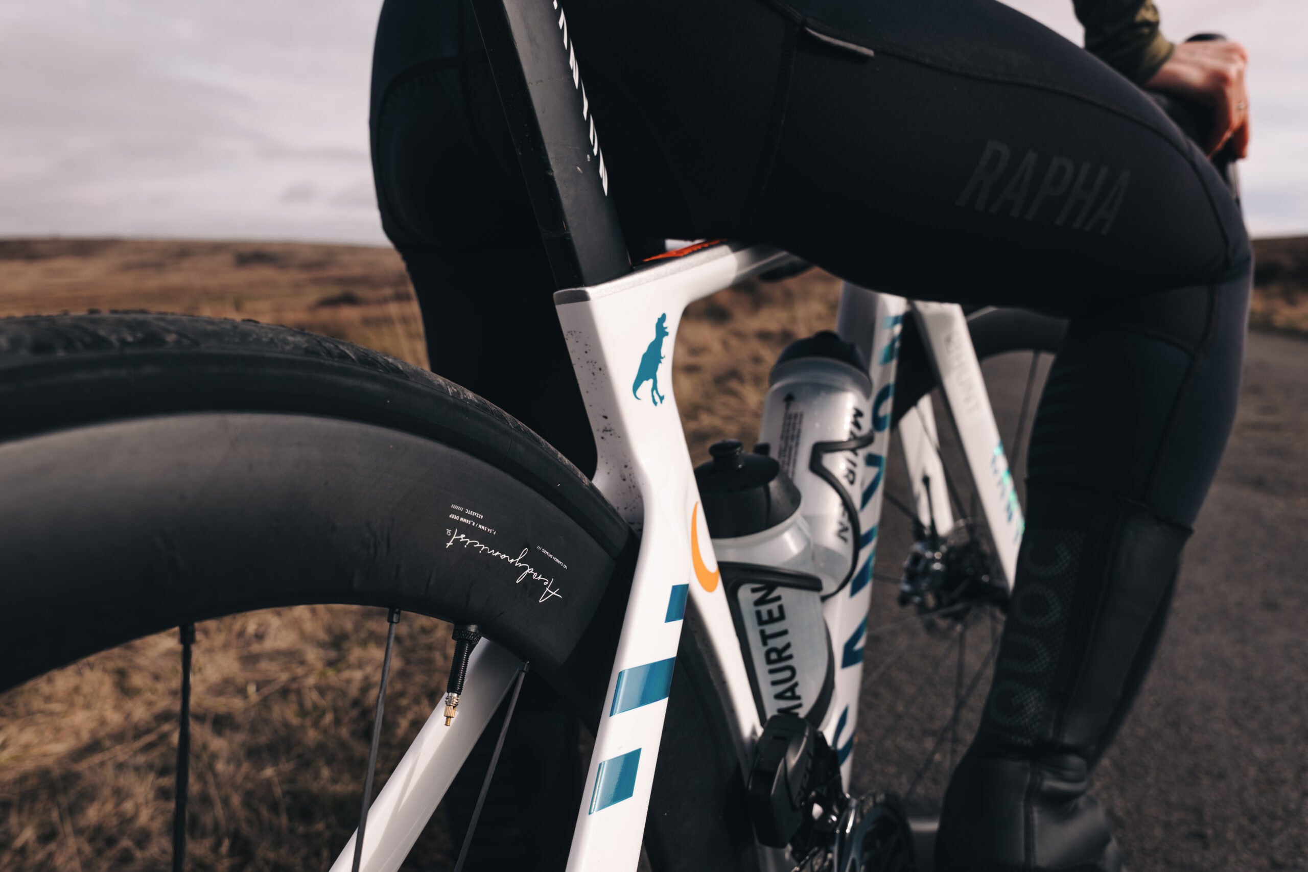 Hunt Releases Improved New Aerodynamicist SL Aero Wheels