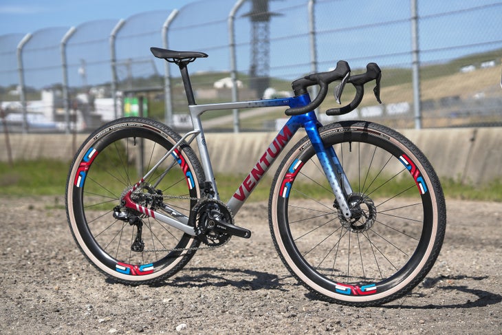 Lauren Stephens Ventum GS1 gravel bike for Fuego XL Sea Otter Classic 2025-04