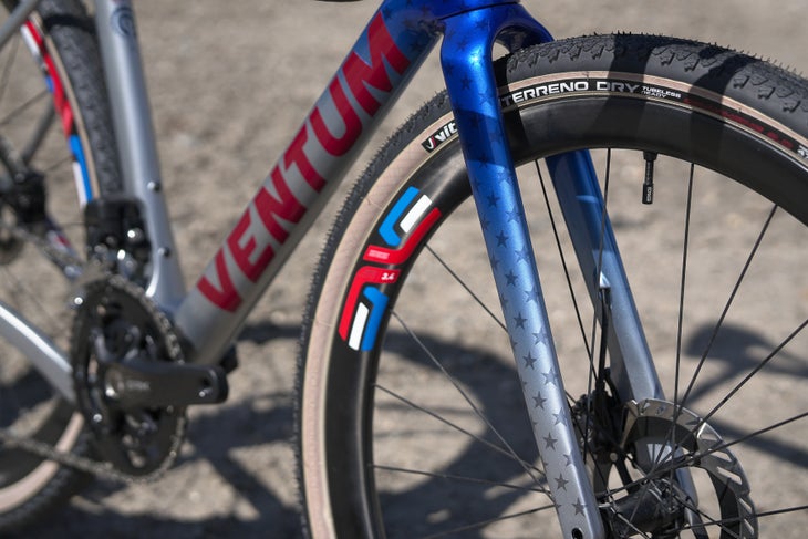 Lauren Stephens Ventum GS1 gravel bike for Fuego XL Sea Otter Classic 2025-22
