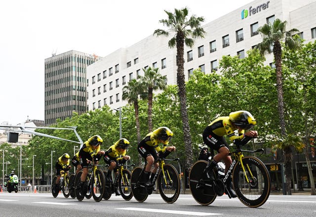 Controversy at Vuelta España Femenina as UCI Inspection Causes Riders to Miss TTT Start Time