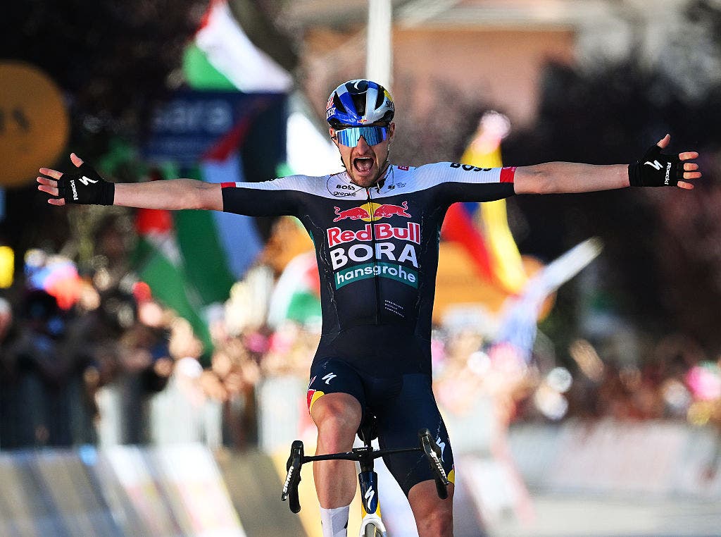 Denz Icon Denz delivers for Red Bull with Giro d'Italia raid