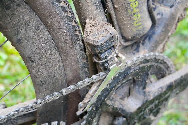 Alexey Vermeulen ENVE MOG Ungebundener Kies 2025 Bike Inspection-01