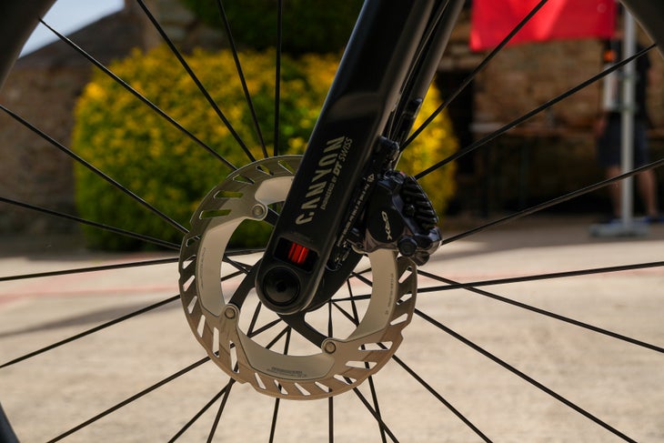 DT Swiss F123 Fork Canyon auf dem Fahrrad 01