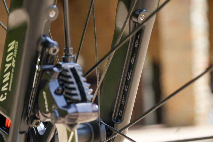 DT Swiss F123 Fork Canyon auf dem Fahrrad 03